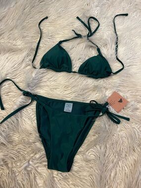 Shade & Shore Forest Green Tie-Side Triangle Bikini